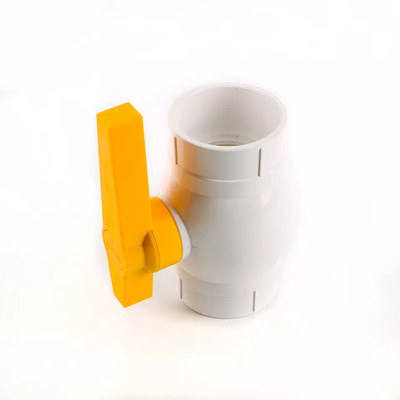 1&quot; 1/4&quot;ガーデン・ホースへのプラスチック女性の球弁のIntertek BVポリ塩化ビニールの球弁