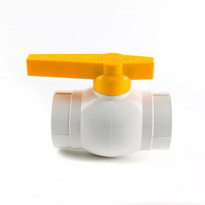 1&quot; 1/4&quot;ガーデン・ホースへのプラスチック女性の球弁のIntertek BVポリ塩化ビニールの球弁