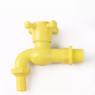 台所ポリ塩化ビニールPPのコックのプラスチック庭の蛇口のプラスチック屋外の水栓