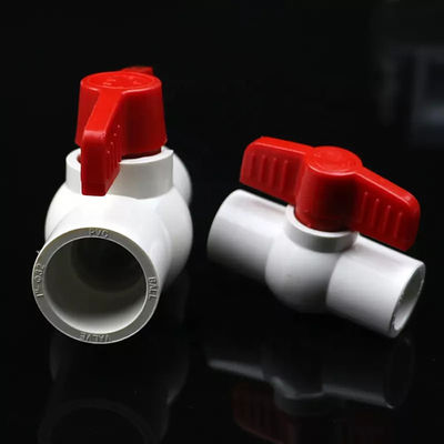 20mm-63mmの管付属品弁ポリ塩化ビニールの球弁2.5MPaの働き圧力