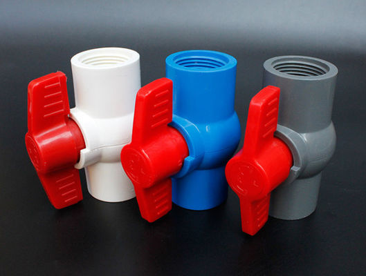 反腐食ポリ塩化ビニールの球弁のソケットDN15-DN100の内部糸